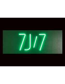 7J/7