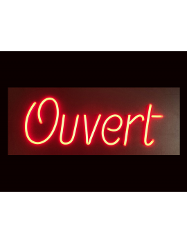 Ouvert